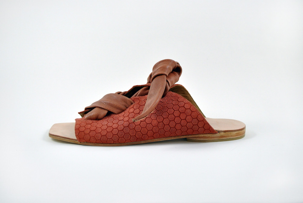 the palatines shoes the palatines shoes texo sandal clay hex leather w shiny the palatines shoes the palatines shoes texo sandal clay hex leather w shiny