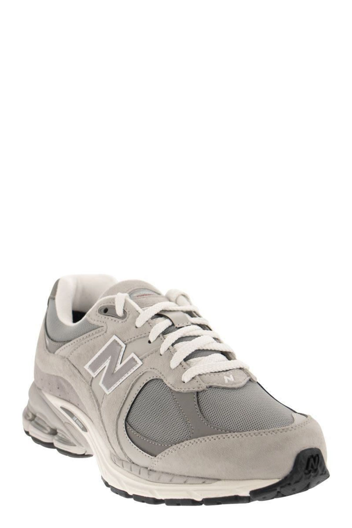 NEW BALANCE 2002RX - Sneakers Lifestyle | Garmentory