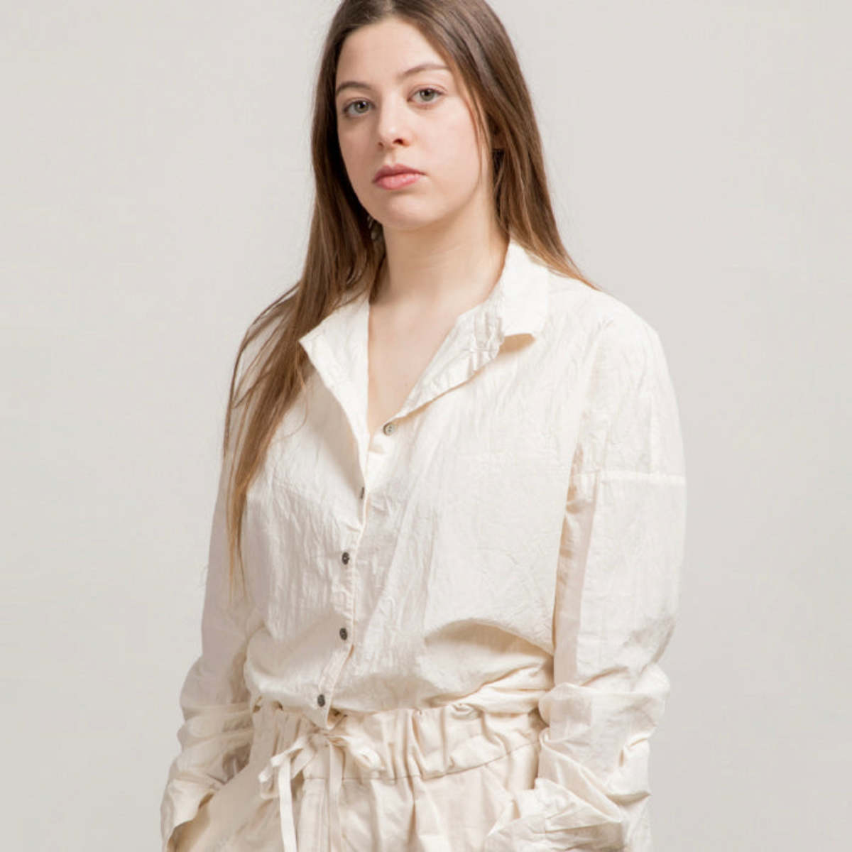 Album Di Famiglia Woman Wrinkled Collar Shirt - Natural Cream - Image 1 of 2