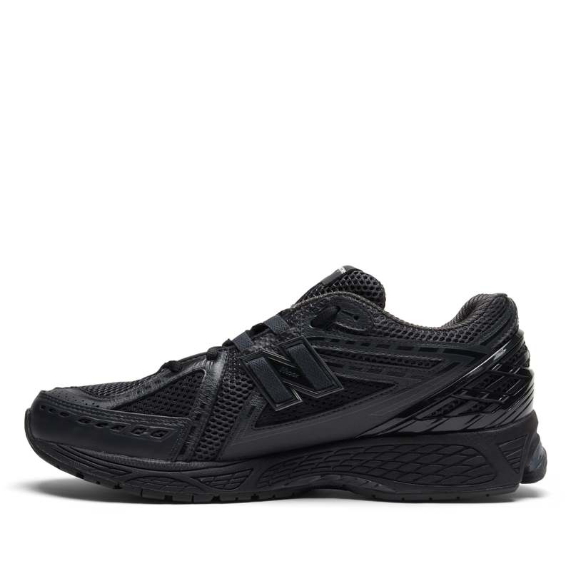 COMME des GARONS HOMME New Balance 1906R - Triple Black