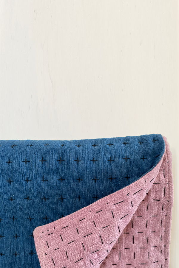 Happy French Gang Throw - Indigo/Lavender