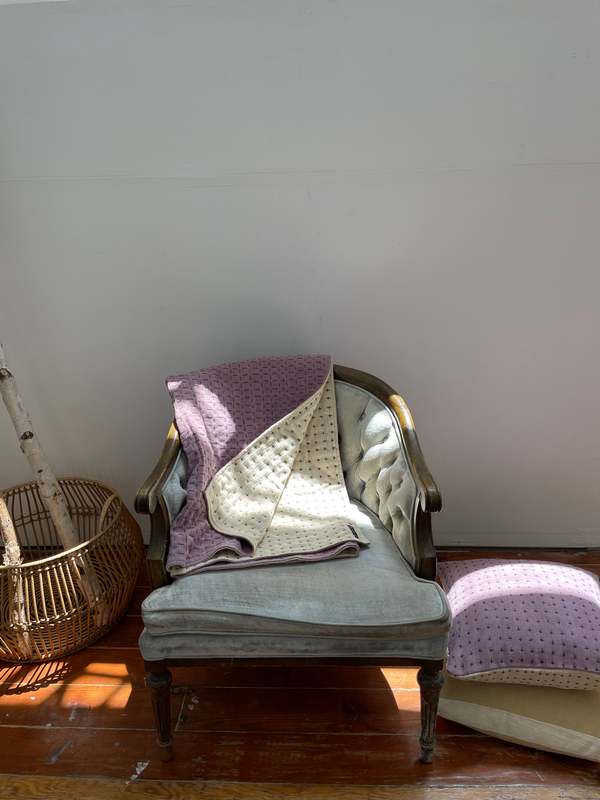 Happy French Gang Throw 75x55in - Lavender/White