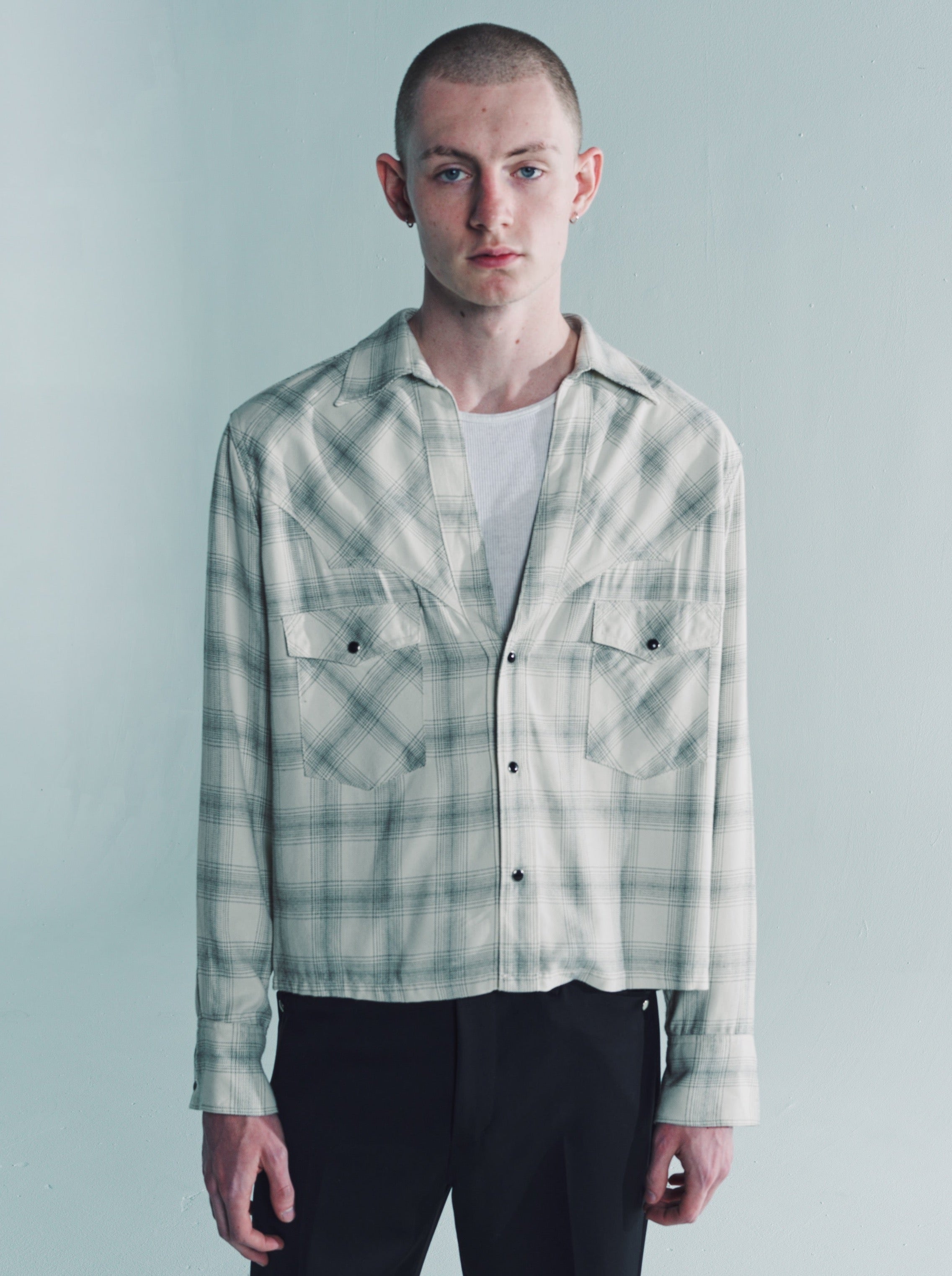 The Letters 20AWカッティングシャツ-RAYON OMBRE- The Letters 20AWカッティングシャツ-RAYON OMBRE-