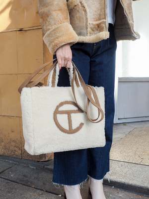 Telfar x UGG Medium Shearling Reverse Shopper - Cream/Brown