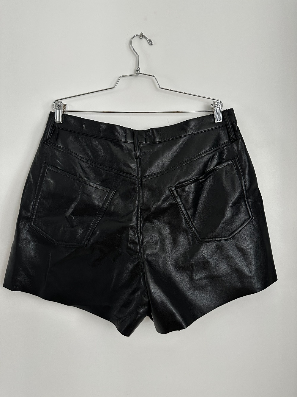 Le-Super-High-Short-Leather-