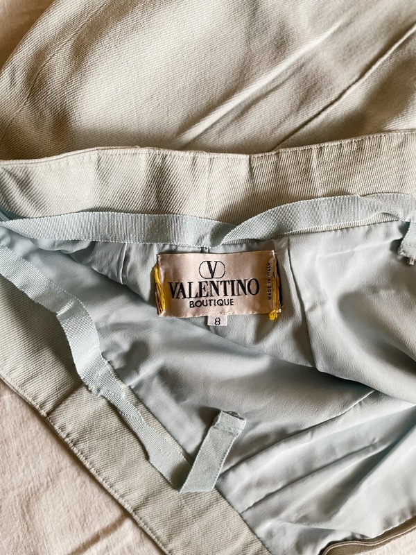 Vintage hotsell valentino label