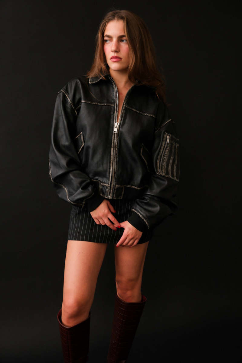 Oval Square ROCKER LEATHER BOMBER - VINTAGE BLACK