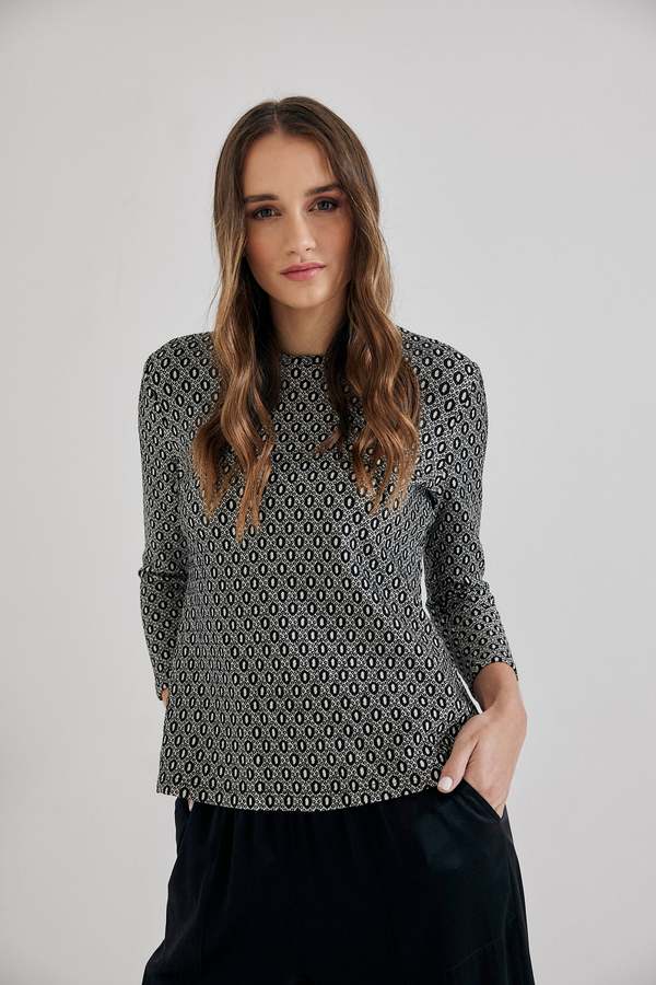 Lindsay Nicholas New York Viscose Crew Neck - Cream Casino 