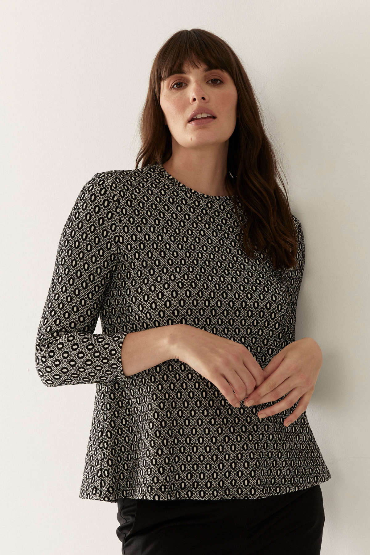 Lindsay Nicholas New York Viscose Crew Neck - Cream Casino  - Image 6 of 10