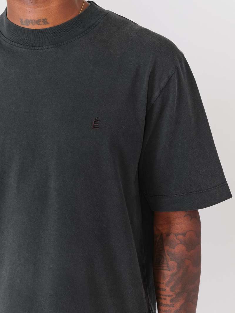 Tシャツ・カットソー ETUDES Men T Shirts E25MMTSH10399BLACK Black Études Studio - CLASSIC TEE SHIRT É TAN | Études Studio