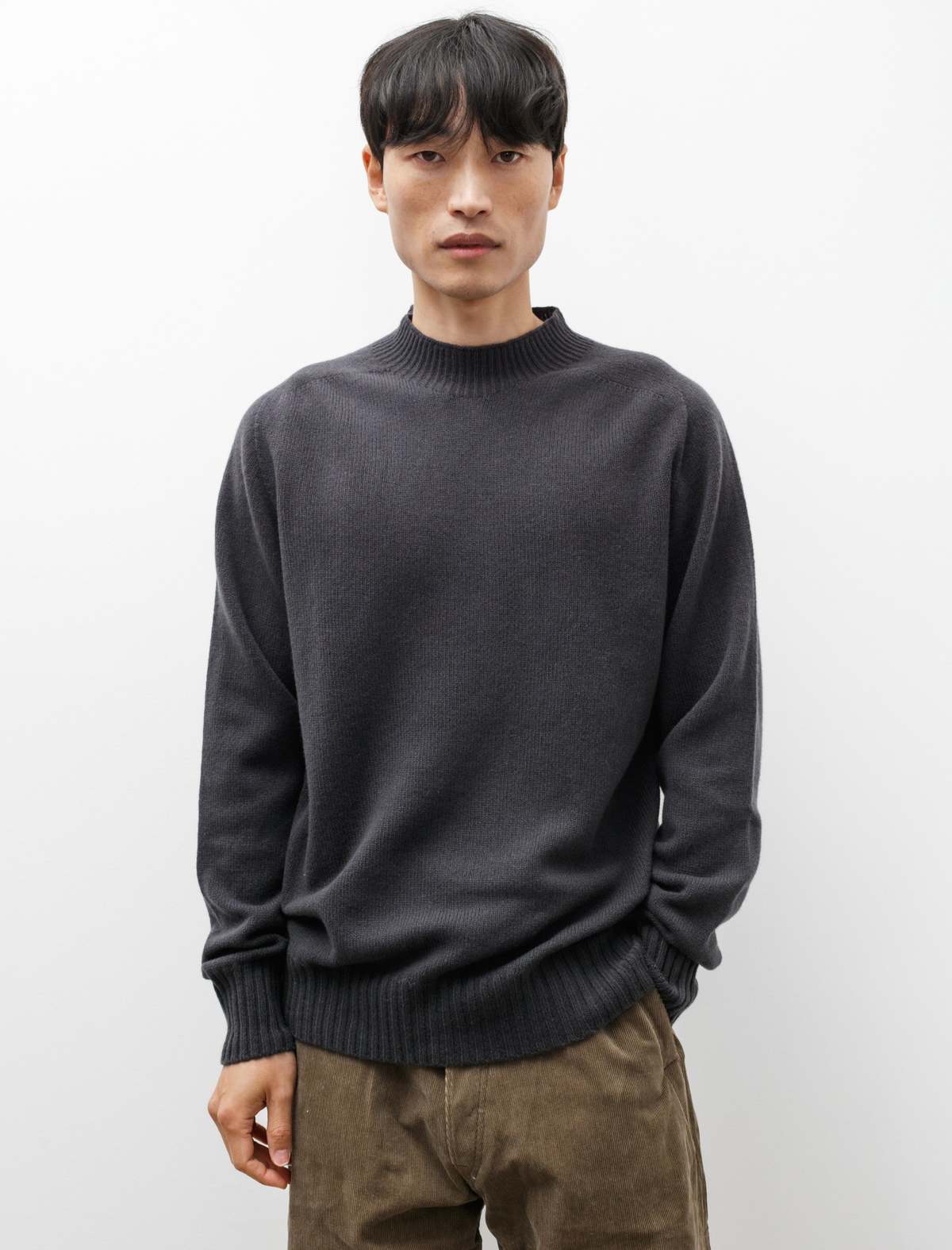 Margaret Howell Saddle Crew Merino Cashmere sweater - Storm