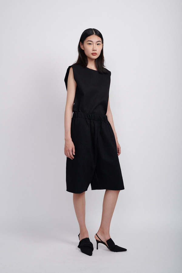 Ashley Rowe Baggy Denim Jorts - Black Ashley Rowe Baggy Denim Jorts - Black