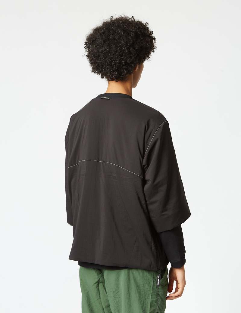 and wander/アルファエアT/MENS black／Lサイズ