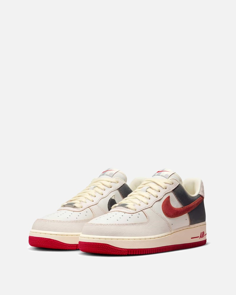 大人気！！追跡あり☆NIKE☆AIR FORCE 1 LOW PREMIUM ☆NIKE x Undercover☆コラボ☆AIR FORCE 1 LOW☆追跡可 (Nike