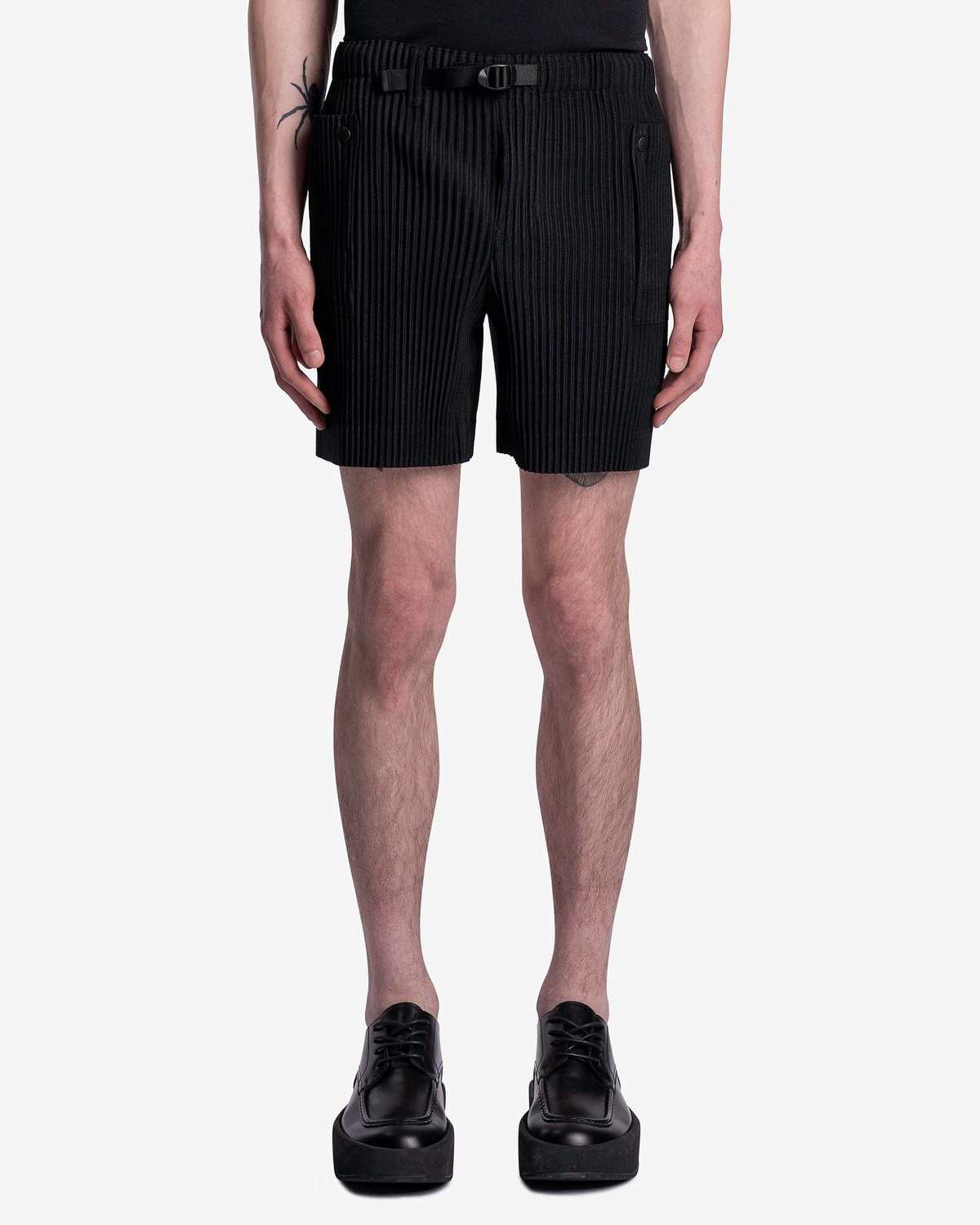 HOMME PLISSE ISSEY MIYAKE Flip Shorts - Black | Garmentory