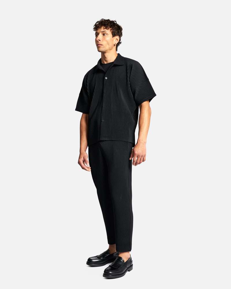 HOMME PLISSE ISSEY MIYAKE MC July Polo - Black | Garmentory