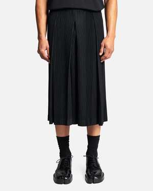 HOMME PLISSE ISSEY MIYAKE Pleats Bottoms 1 Pants - Black | Garmentory