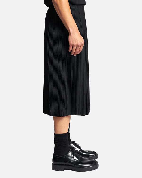 HOMME PLISSE ISSEY MIYAKE Pleats Bottoms 1 Pants - Black | Garmentory