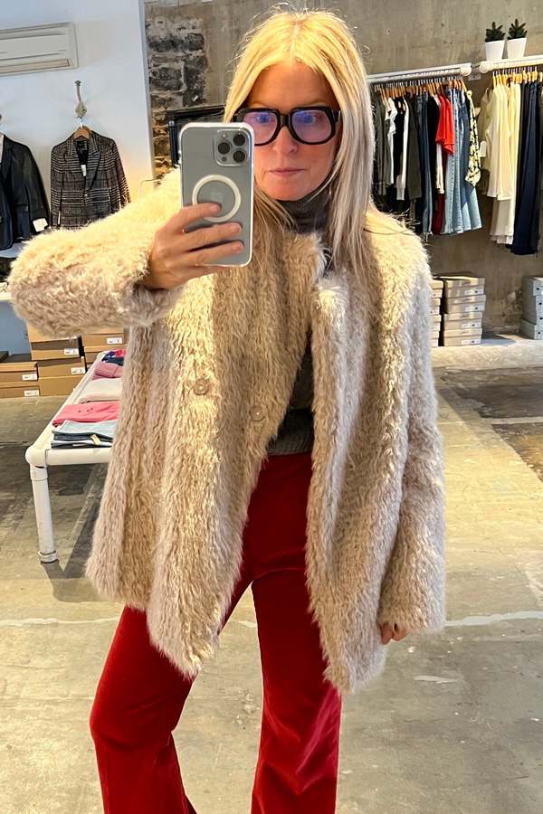 Molliolli Moffi Half Coat Light Beige on Garmentory