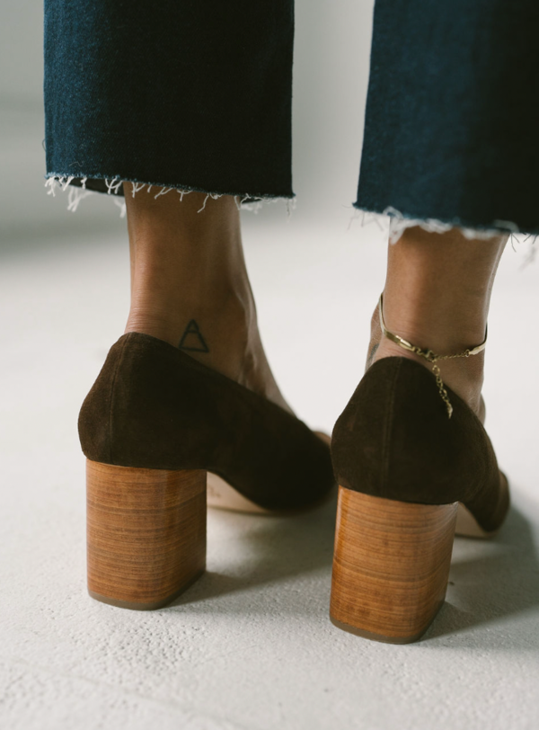 Huma Blanco Salvador Pump - Chocolate Suede