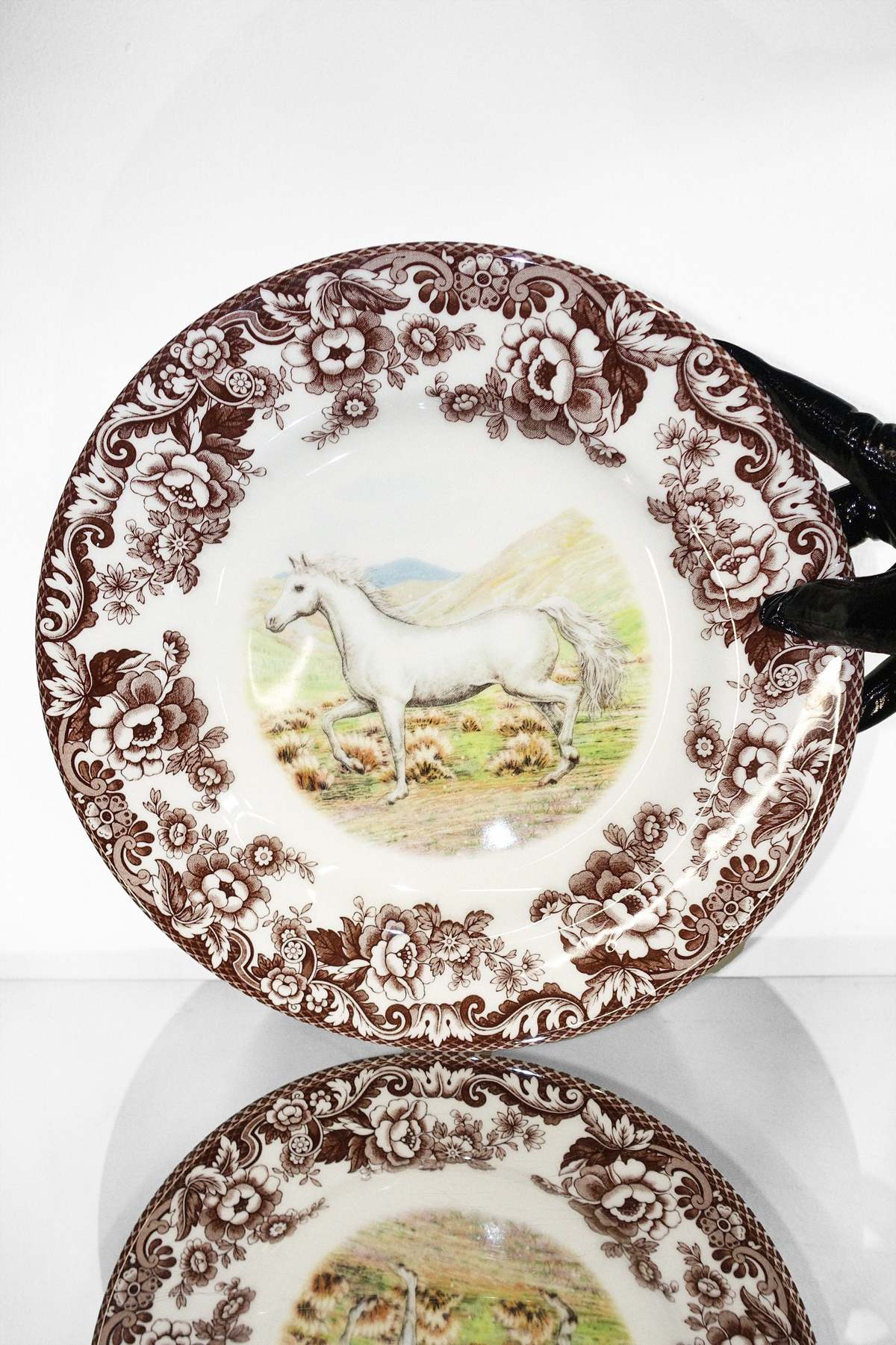 Spode Woodland Horses 10.5" Dinner Plate - Arabian Horse | Garmentory