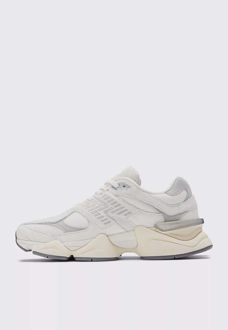 New Balance 9060 Shoes - Sea Salt/Concrete