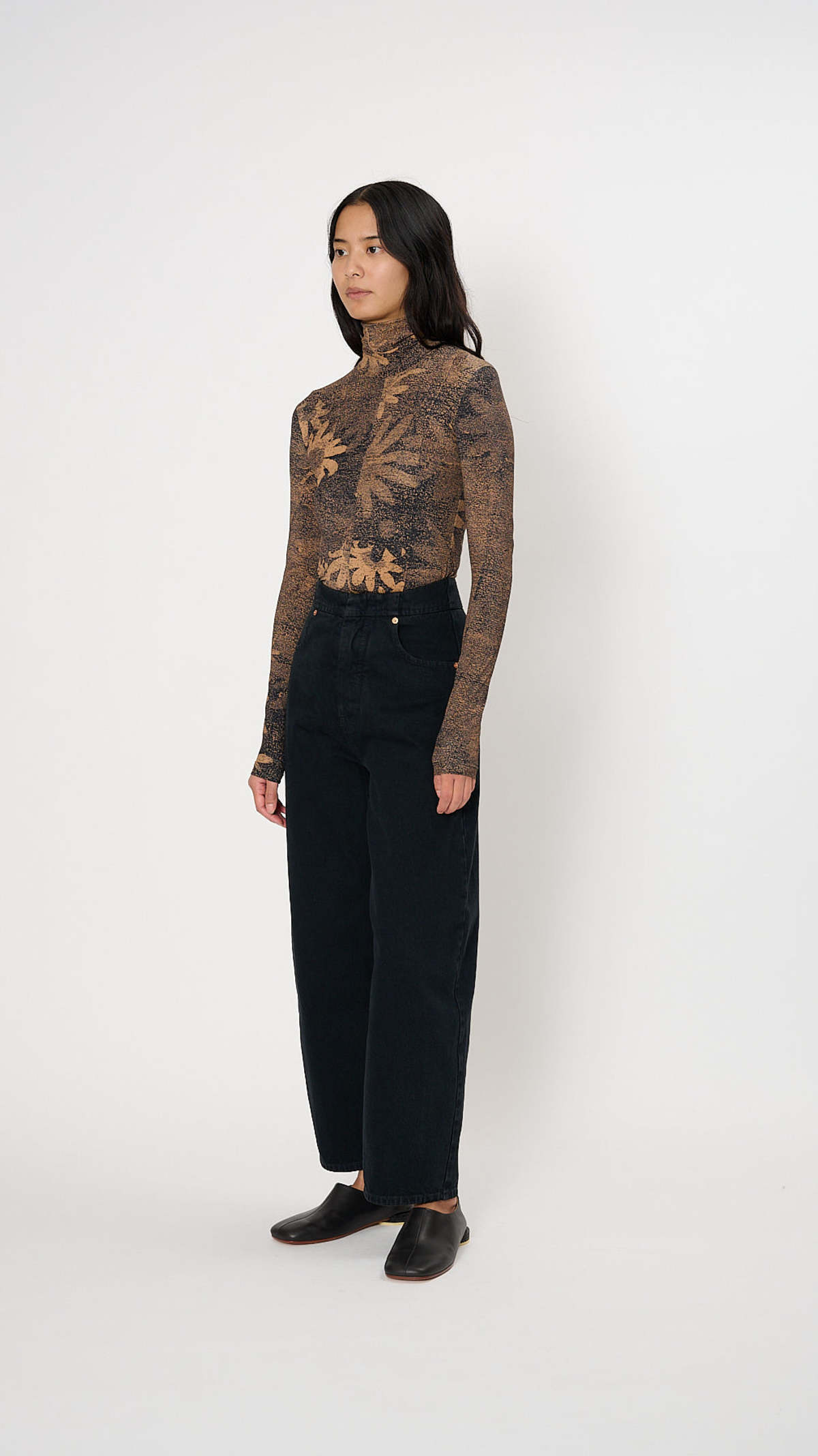 Maison Margiela 5 Pocket Barrel Leg Pants - Black - Image 2 of 4