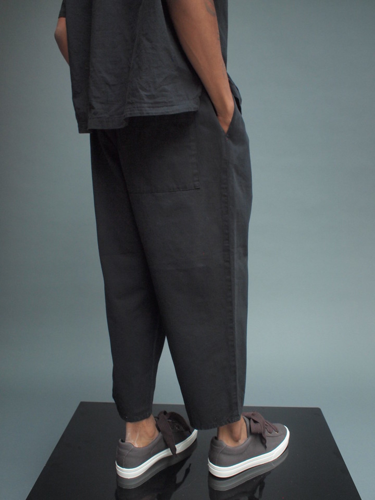 THE WASHED COTTON SIDE POCKET PANT - Image 4 of 4