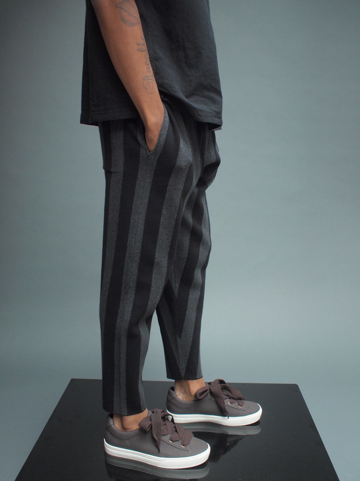 THE WIDE STRIPED KNIT PANT - Image 4 of 5