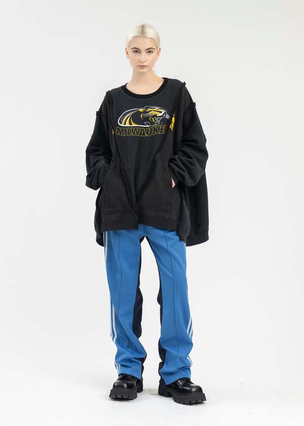 DISCOVERED Wide College Sweat - Black | Garmentory