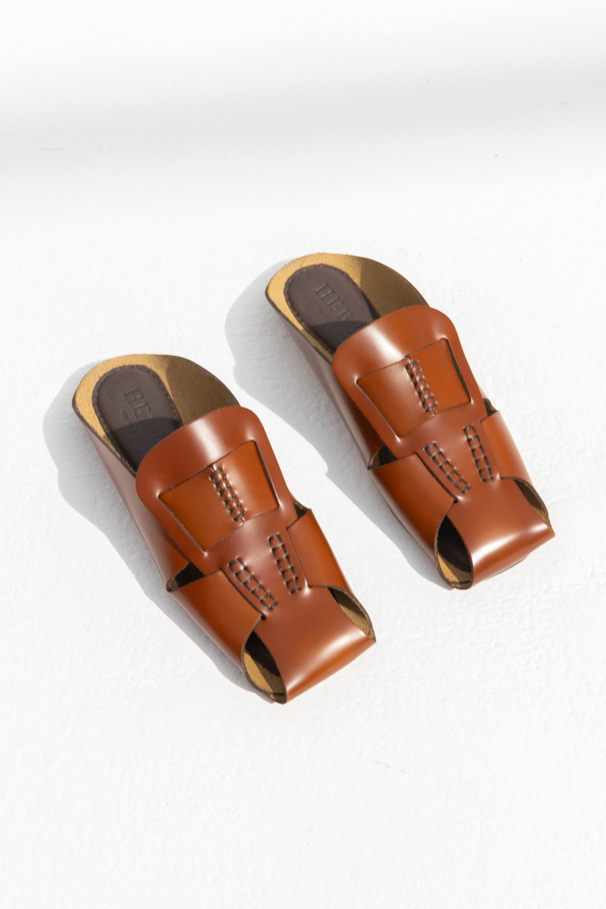 HEREU MUNTANA FLAT MULE - TAN | Garmentory
