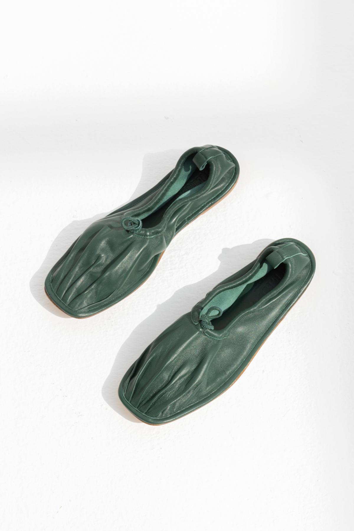 【HEREU】PUNTERA SUPPLE SHINY Pleated-Toe Pump PUNTERA SUPPLE SHINY - Pleated-Toe Pump – Hereu Studio