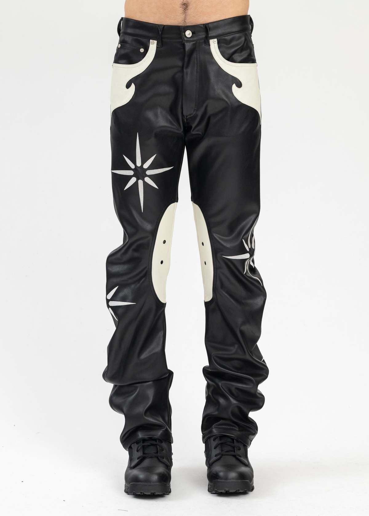 パンツ Cross design leather attachment pants KUSIKOHC KSK FLOWER RIDER FAUX LEATHER PANTS - BLACK