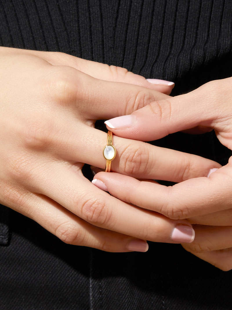 ana luisa リング 指輪 14K ゴールド AMARA MOTHER OF PEARL Gold Signet Ring - Amara Mother of Pearl | Ana Luisa