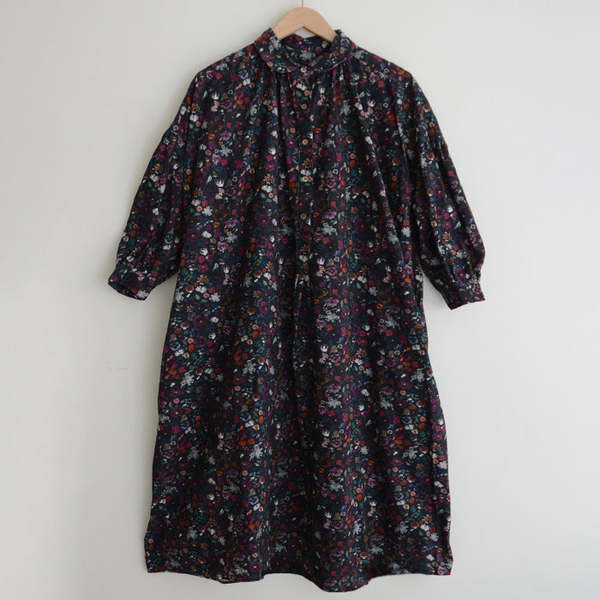 Maki Grace Dress - Charcoal Grey Floral