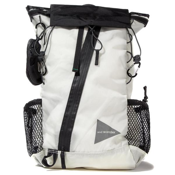and wander backpack