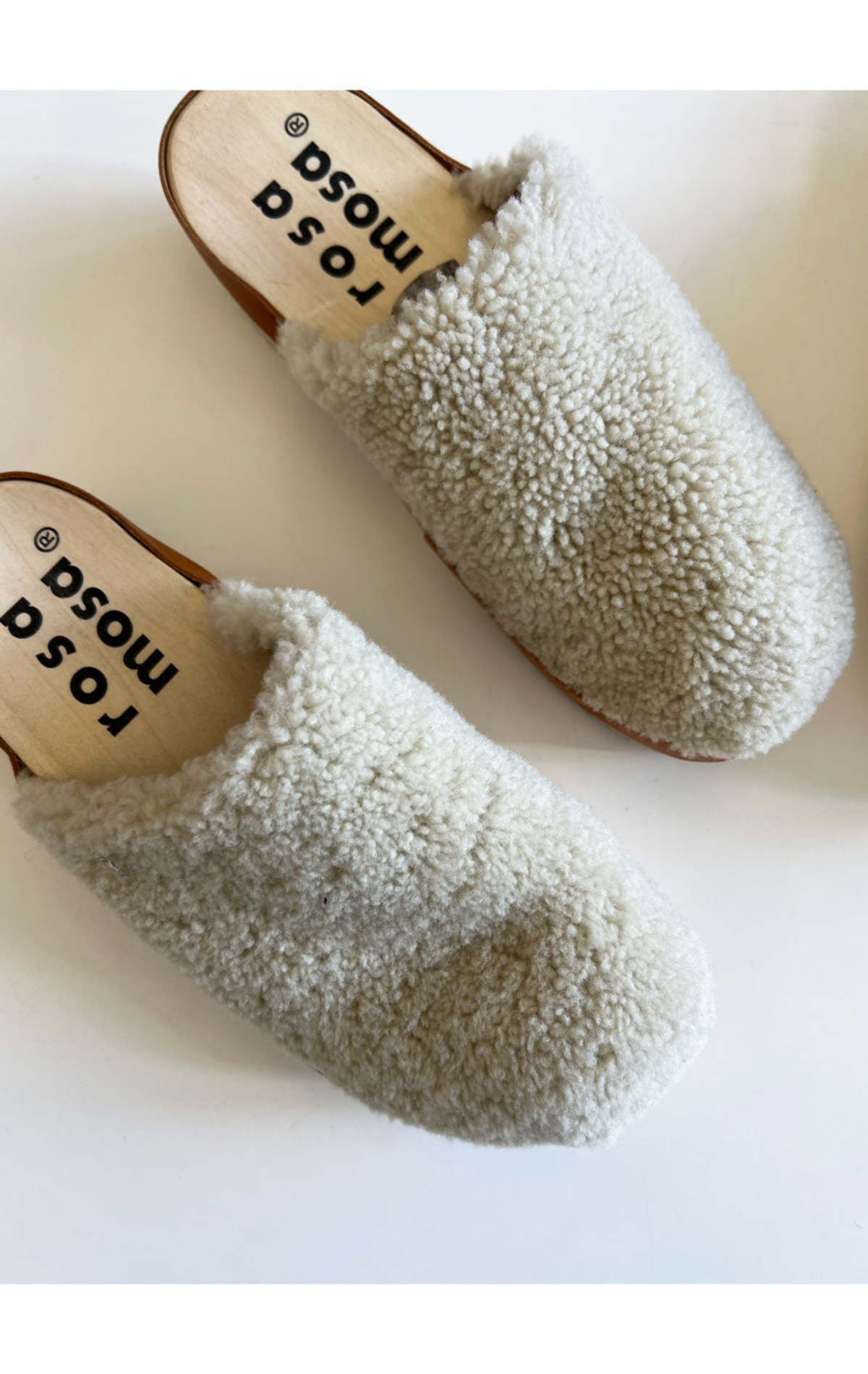 Natural Icelandic Shearling clogs -Last pair! Size 38 (fits like a 9) - Image 3 of 6