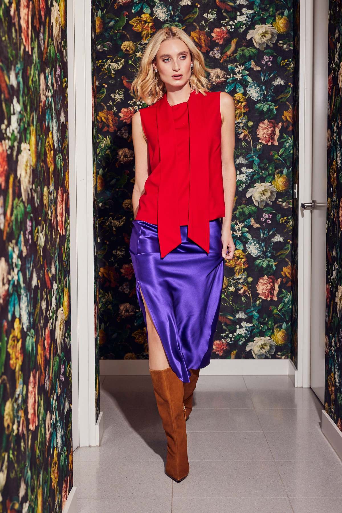 Lindsay Nicholas New York Bow Blouse - Classic Red - Image 4 of 8