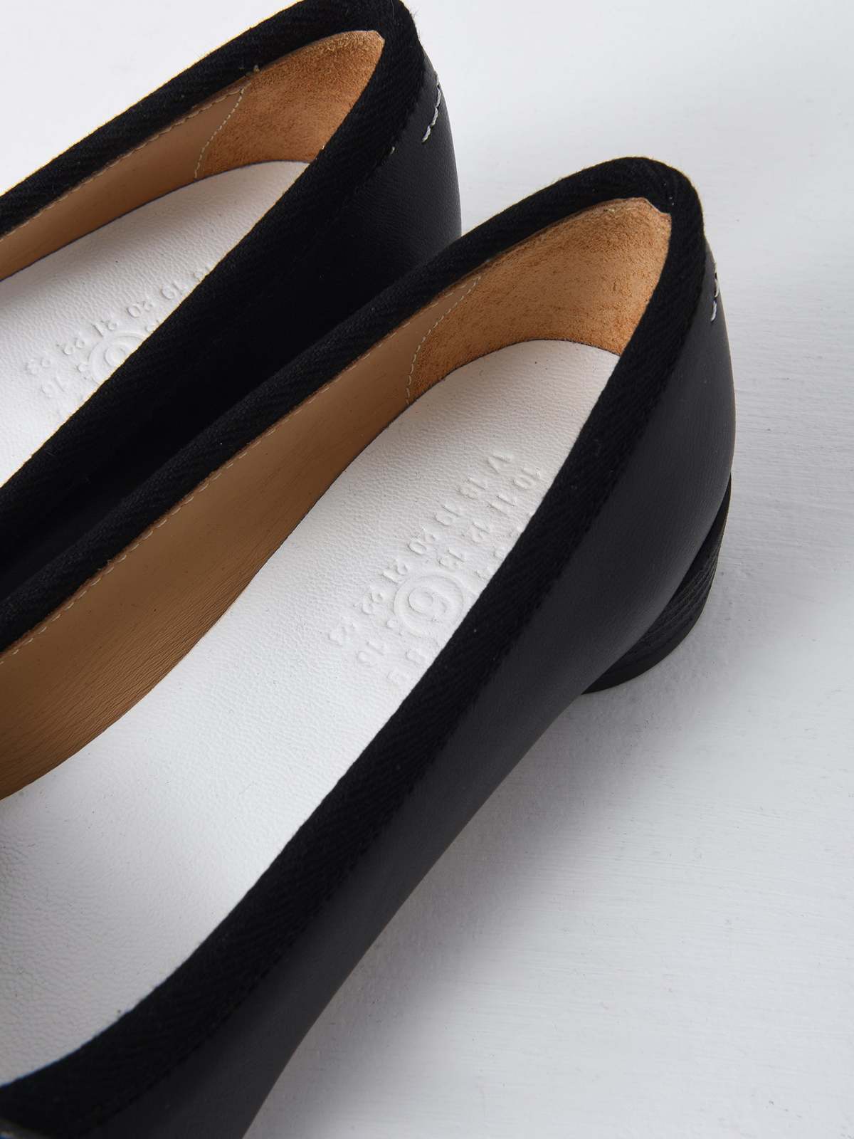 MM6 Maison Margiela BALLET SHOE - Black | Garmentory