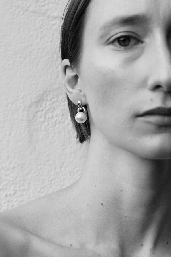 Sophie Buhai Everyday Pearl Earrings - Sterling Silver | Garmentory