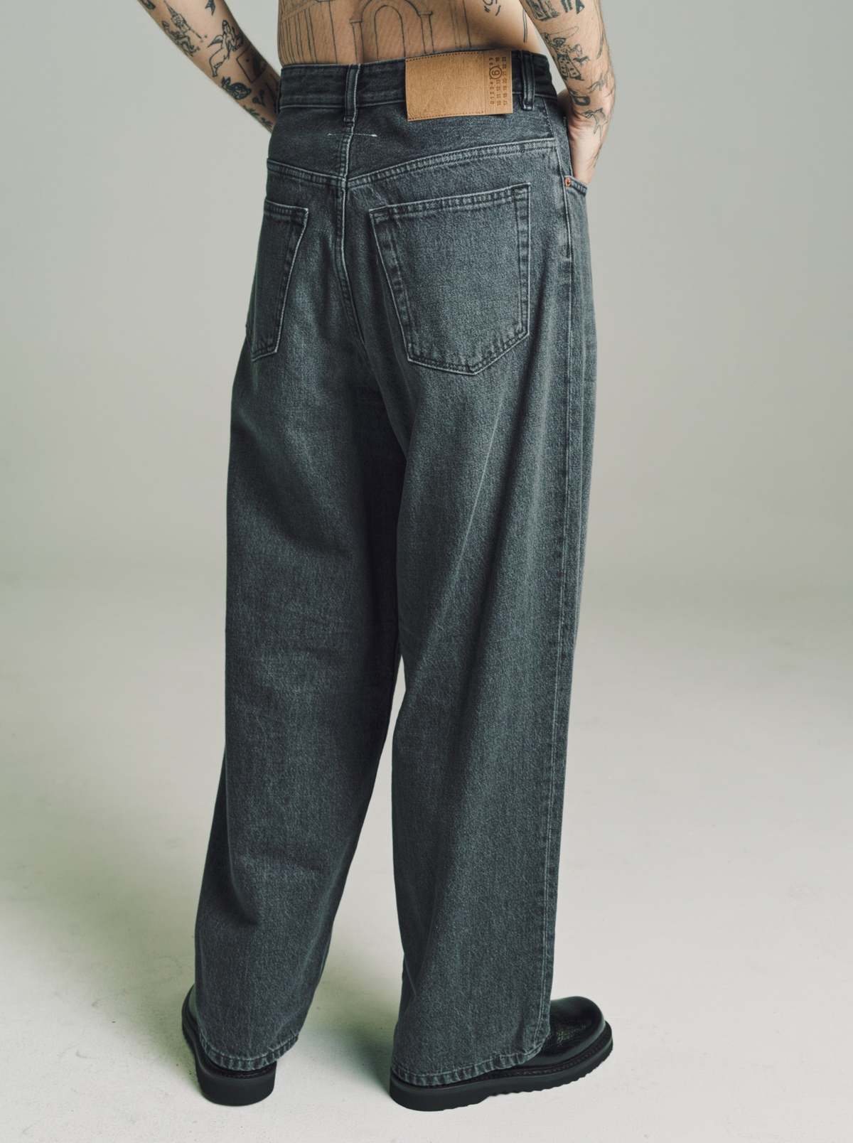 MM6 Maison Margiela Wide Leg Raw Pleat Denim - Washed Grey