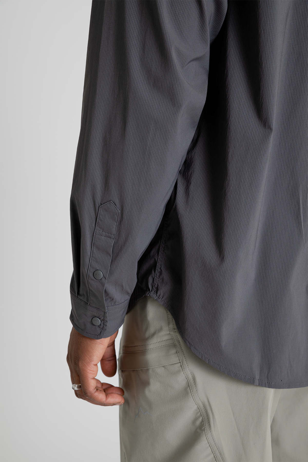 【CAYL】 Stretch Nylon Pullover Shirt / brown CAYL Stretch Nylon Pullover Shirts / Brown Khaki – WANDERS*