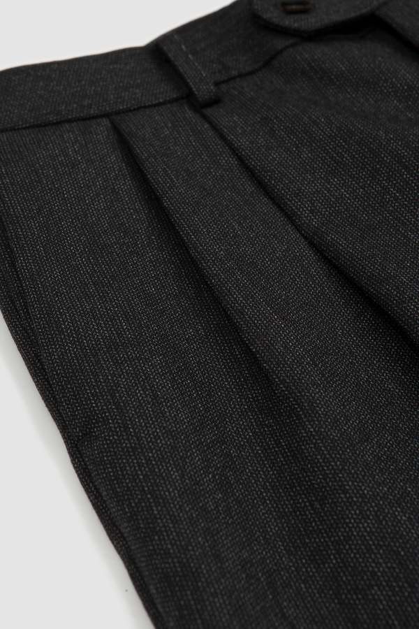 スーツ AURALEE BLUEFACED WOOL DOBBY SLACKS Auralee Bluefaced Wool Dobby Slacks - Charcoal | Garmentory