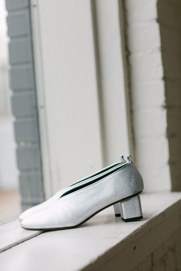 Gray Matters Mildred Classic Pumps - Silver