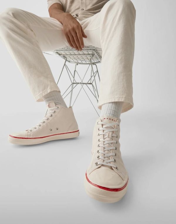 MARNIマルニGraffiti Logo High-Top Sneakersスニーカー MARNI Graffiti Logo High-Top Sneakers | Garmentory