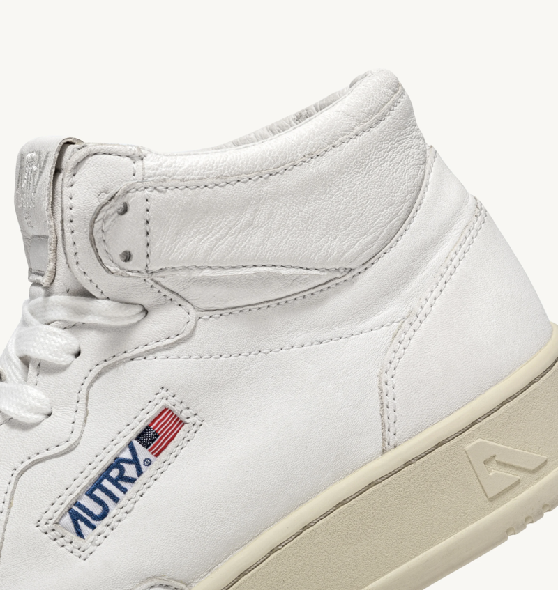Autry Medalist Mid Sneakers - White/Goat | Garmentory