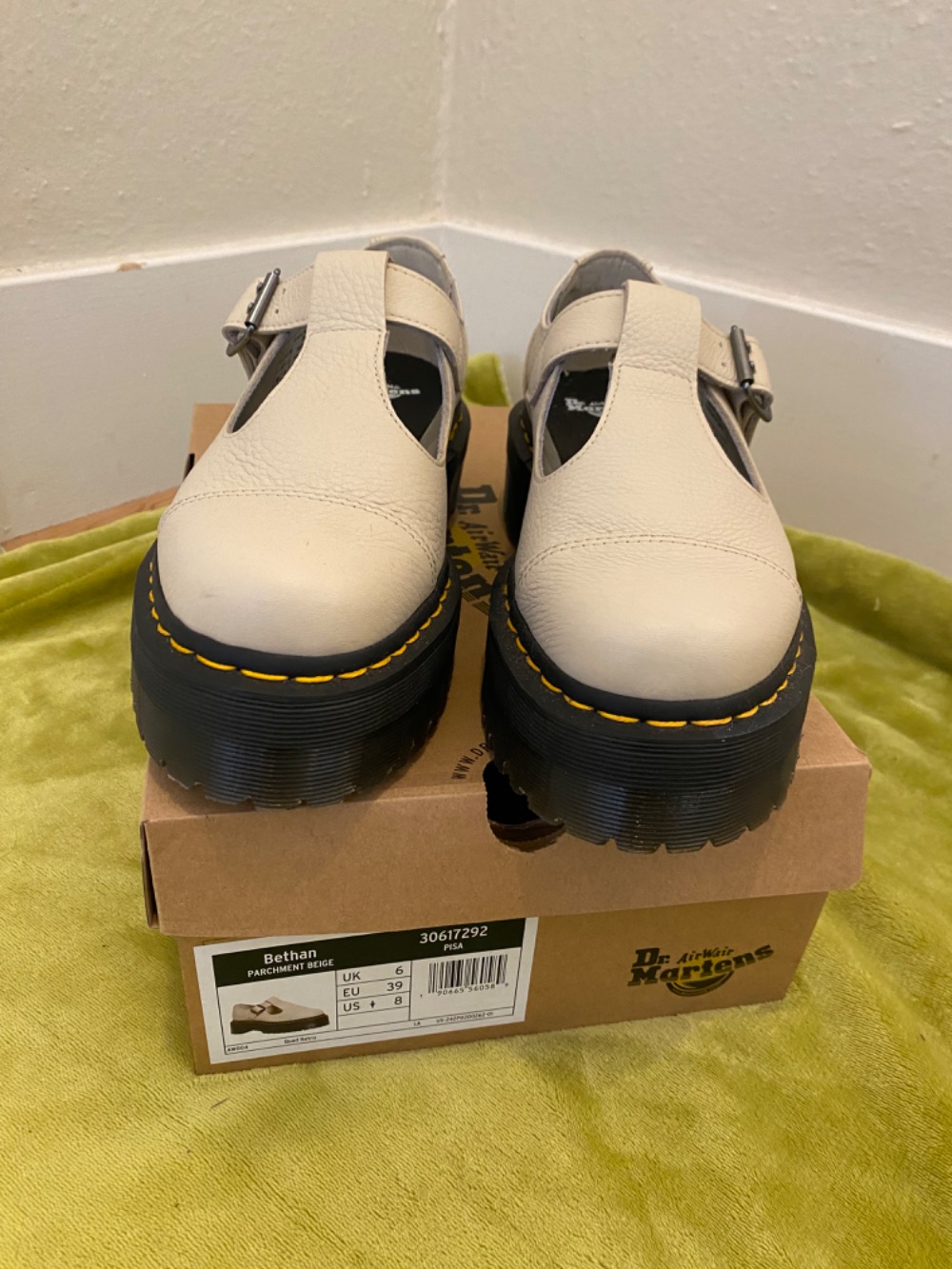 Bethan Cream Maryjane platform | Garmentory display picture 3