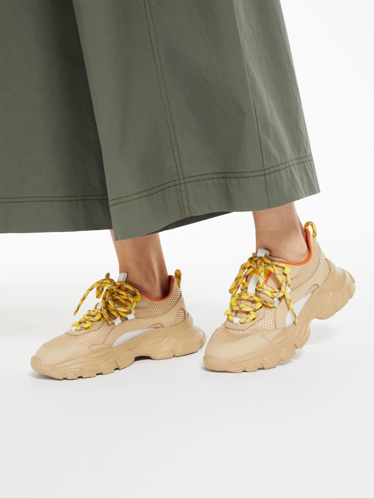 スニーカー WEEKEND MAX MARA Sneakers 2515761034600 001 Women's Elegant Trainers | Max Mara
