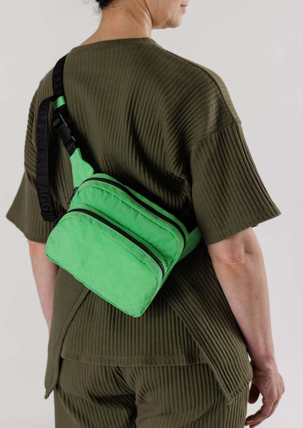 BAGGU Fanny Pack - Aloe on Garmentory