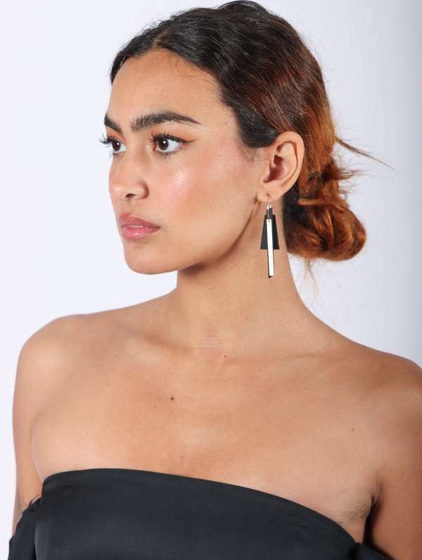 Liberta Bar Hoop Earrings in Black by Aumorfia Garmentory